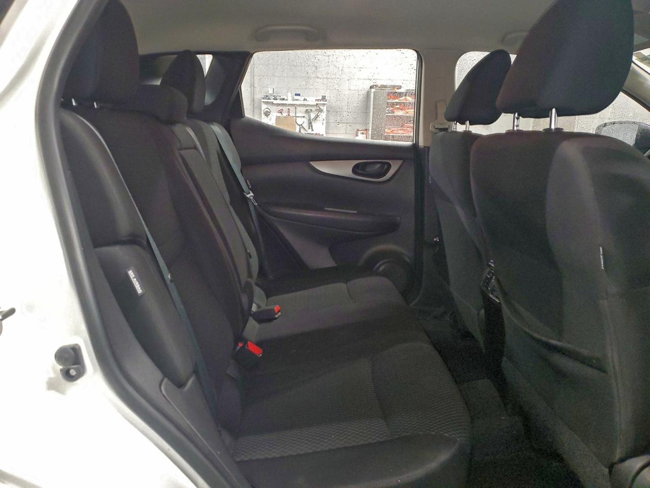 2020 NISSAN ROGUE SPORT S photo 11