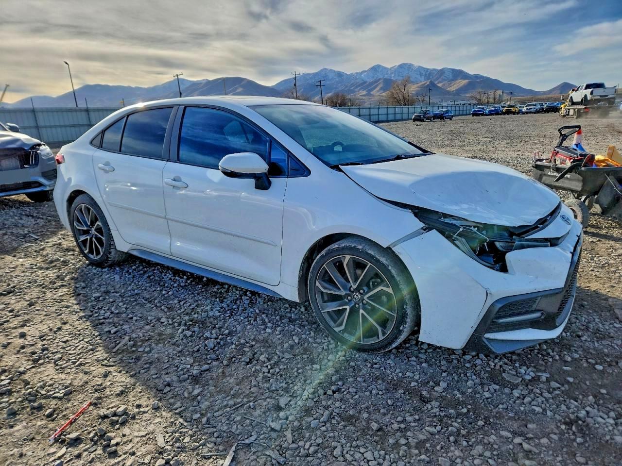 2020 TOYOTA COROLLA XSE photo 4