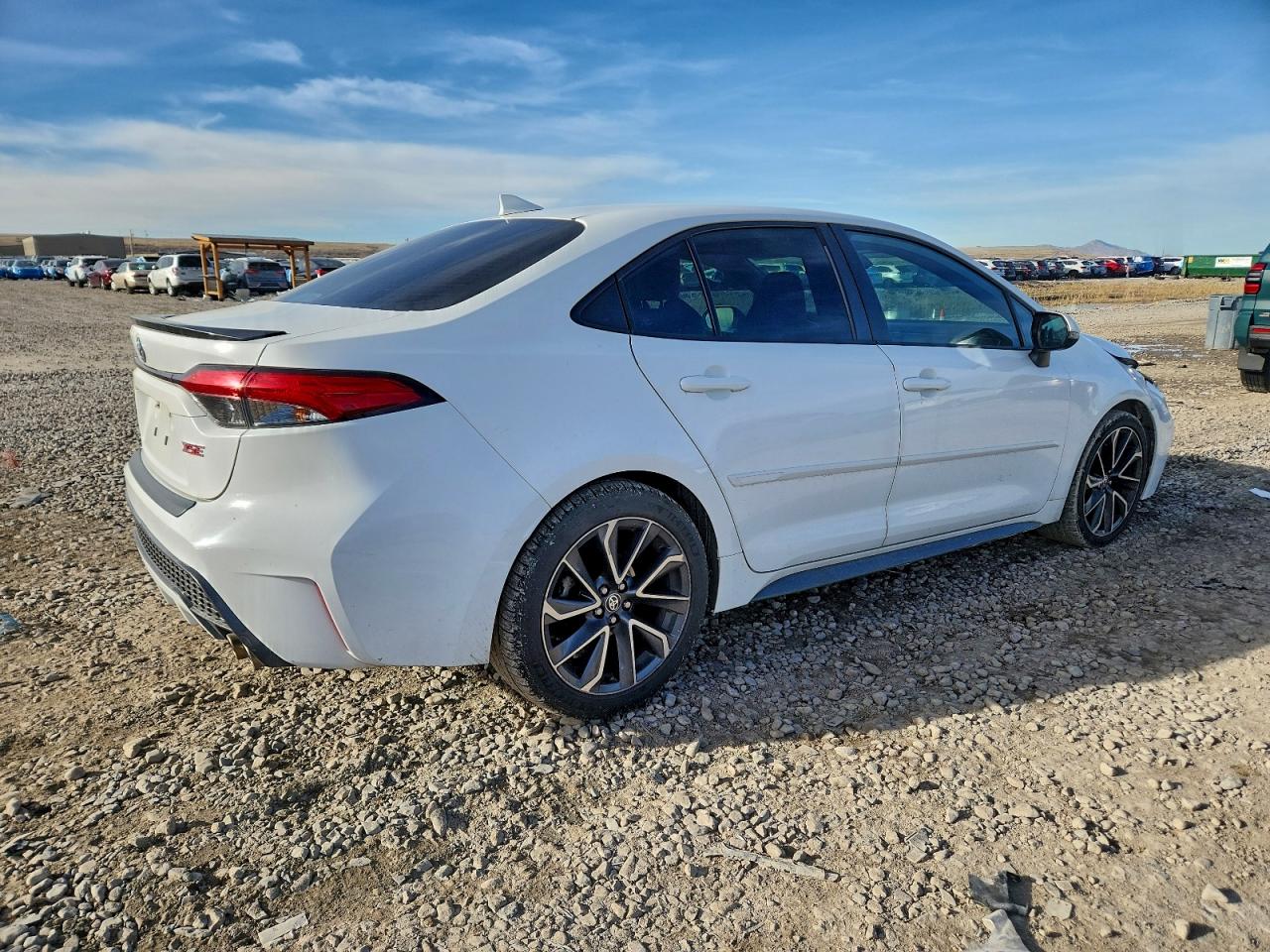 2020 TOYOTA COROLLA XSE photo 3