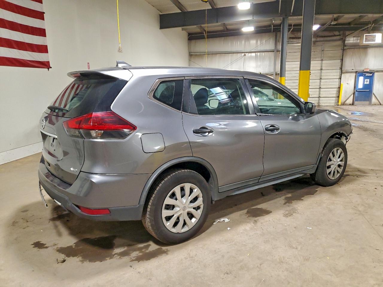 2018 NISSAN ROGUE S photo 3