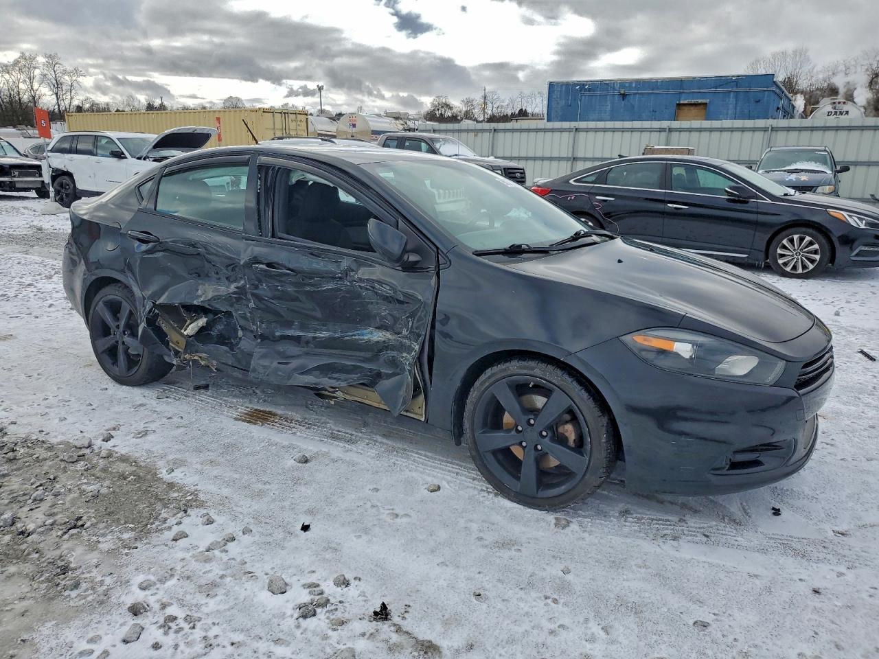 2015 DODGE DART SXT photo 4