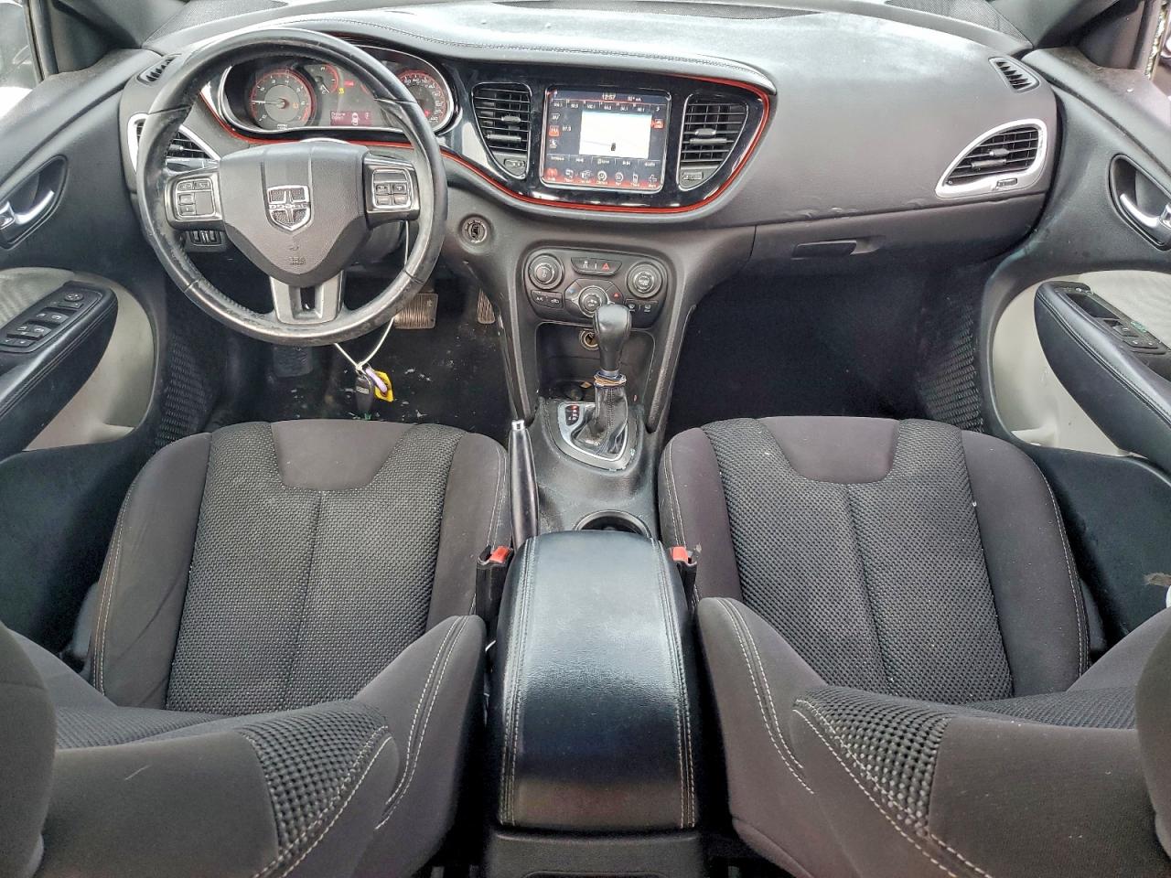 2015 DODGE DART SXT photo 8