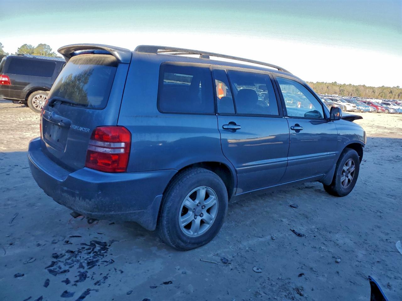 2003 TOYOTA HIGHLANDER LIMITED photo 3