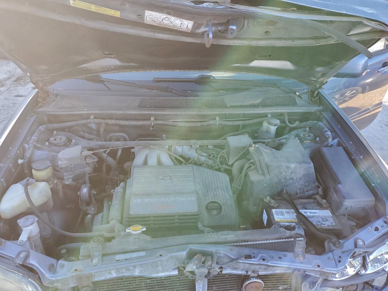 2003 TOYOTA HIGHLANDER LIMITED photo 12