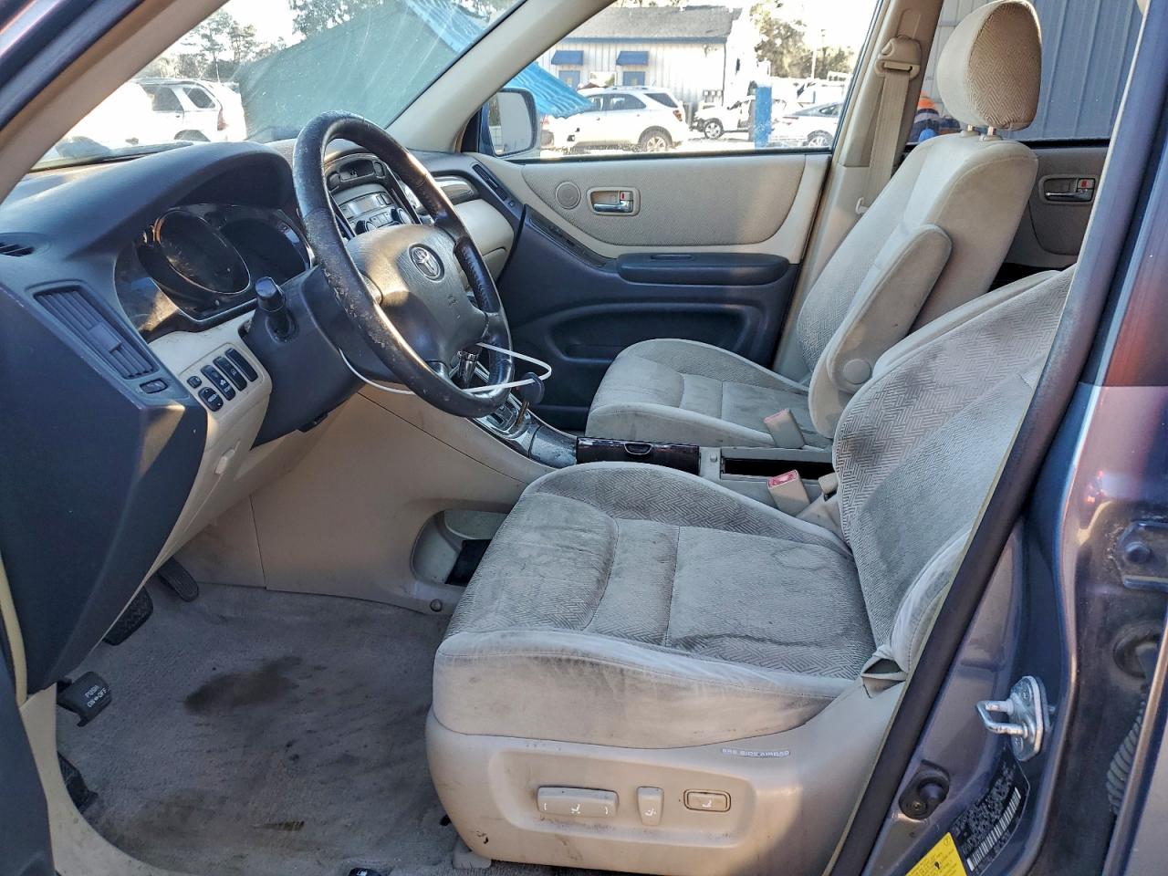 2003 TOYOTA HIGHLANDER LIMITED photo 7