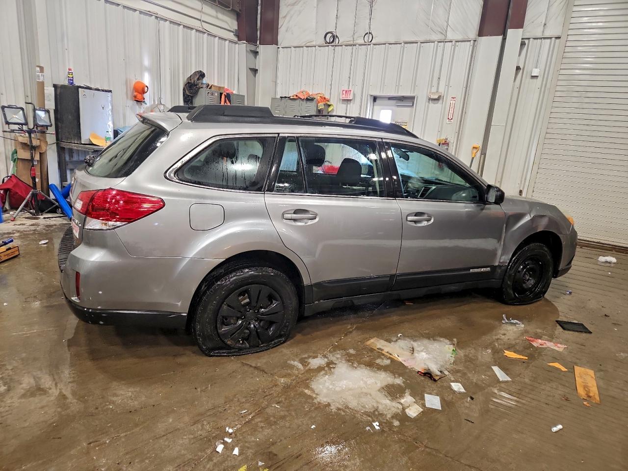 2011 SUBARU OUTBACK 2.5I photo 3