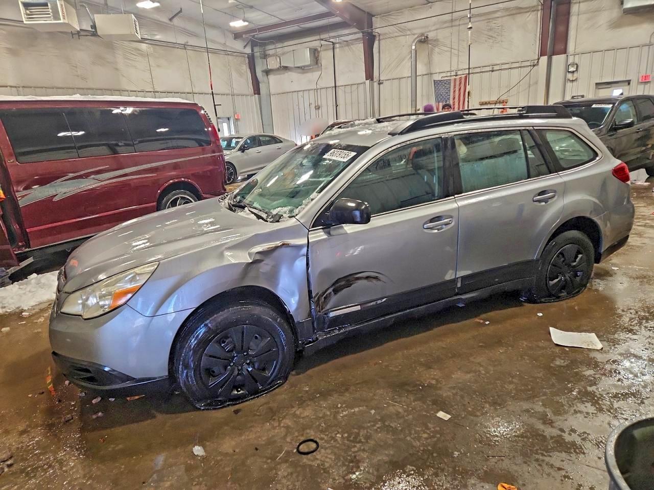 2011 SUBARU OUTBACK
