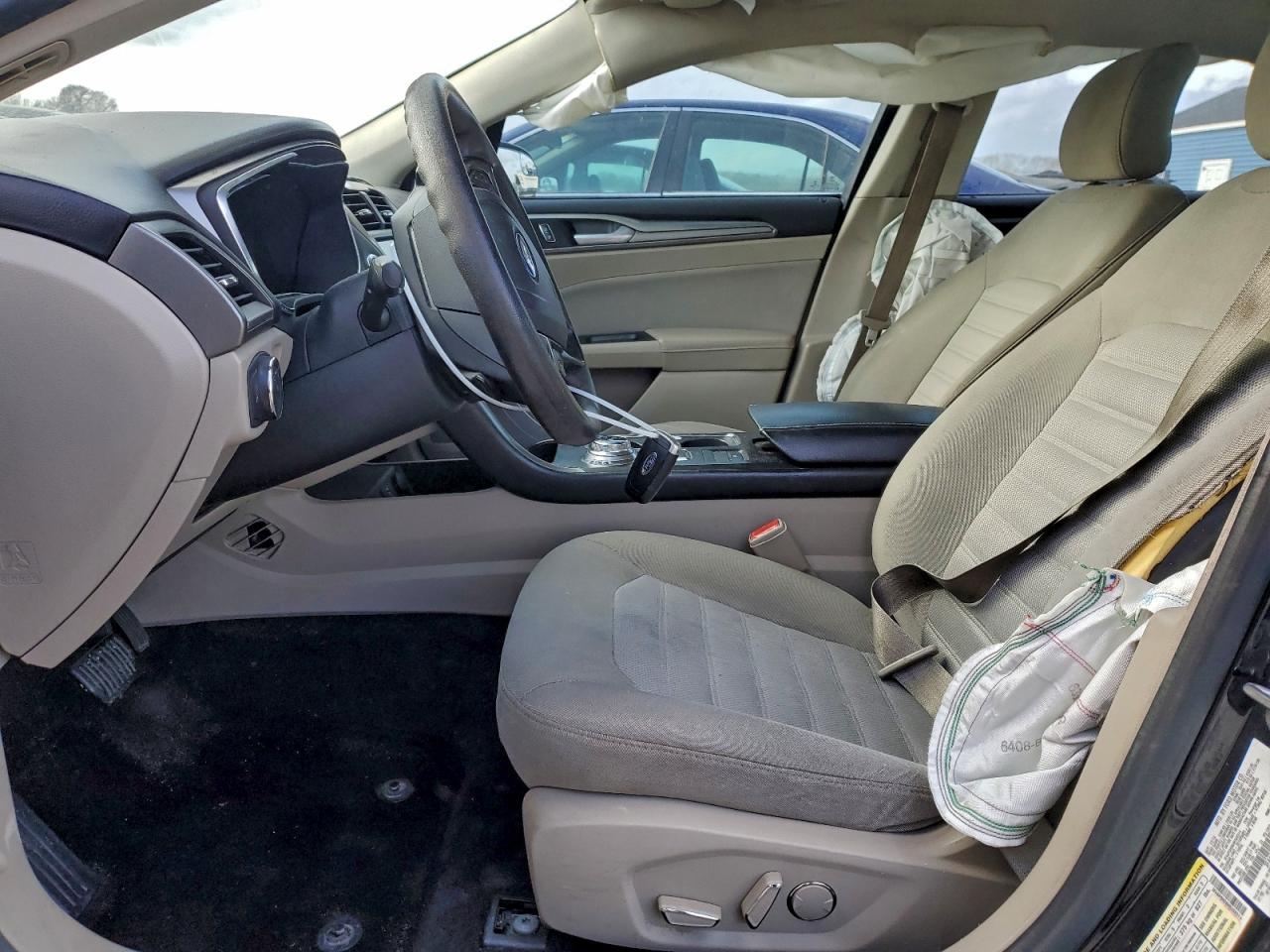 2017 FORD FUSION SE photo 7