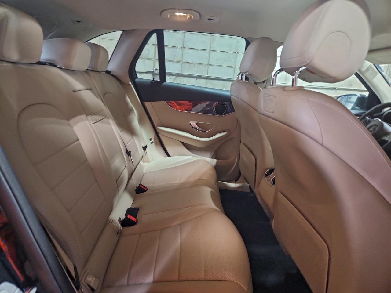 2018 MERCEDES-BENZ GLC 300 4MATIC photo 11