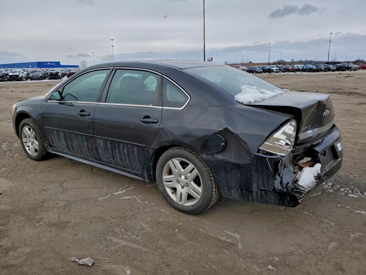 2011 CHEVROLET IMPALA LT photo 2