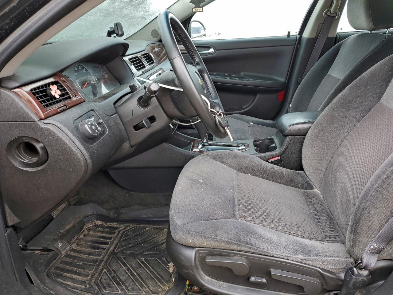2011 CHEVROLET IMPALA LT photo 7