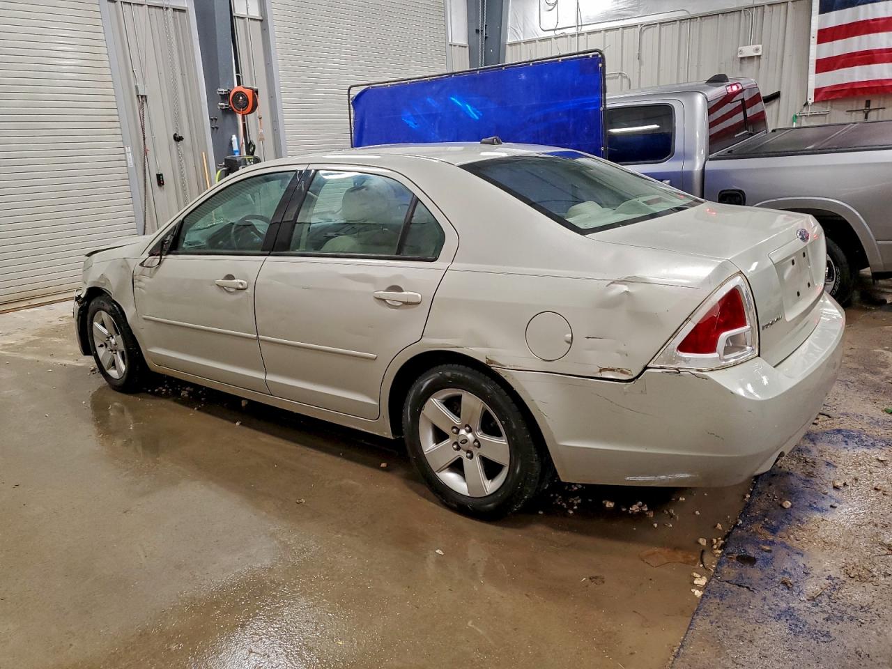 2008 FORD FUSION SE photo 2