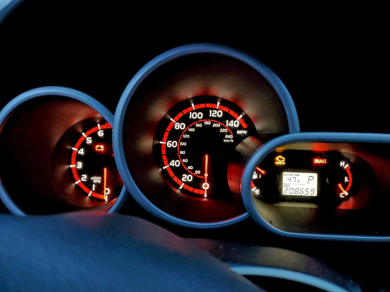 2010 TOYOTA COROLLA MATRIX S photo 9