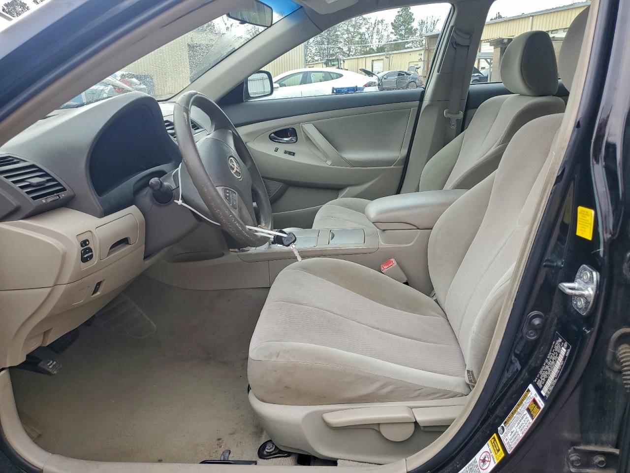 2011 TOYOTA CAMRY BASE photo 7