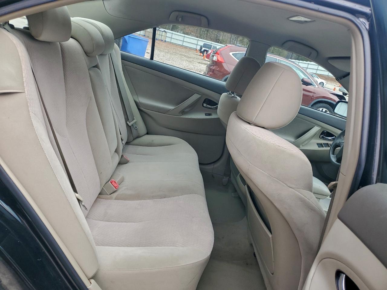 2011 TOYOTA CAMRY BASE photo 10