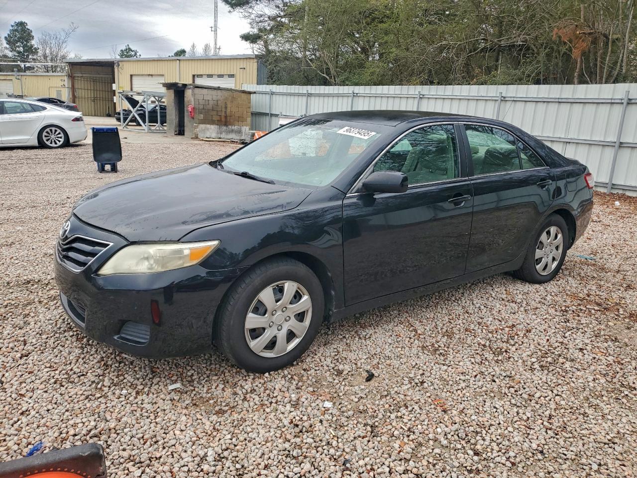 2011 TOYOTA CAMRY