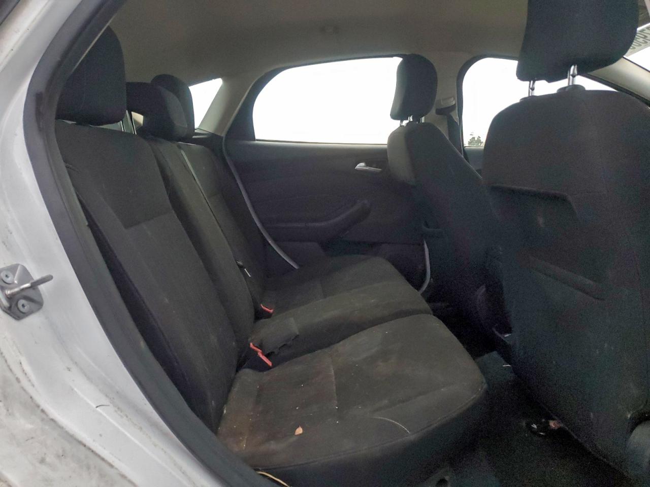 2015 FORD FOCUS SE photo 10