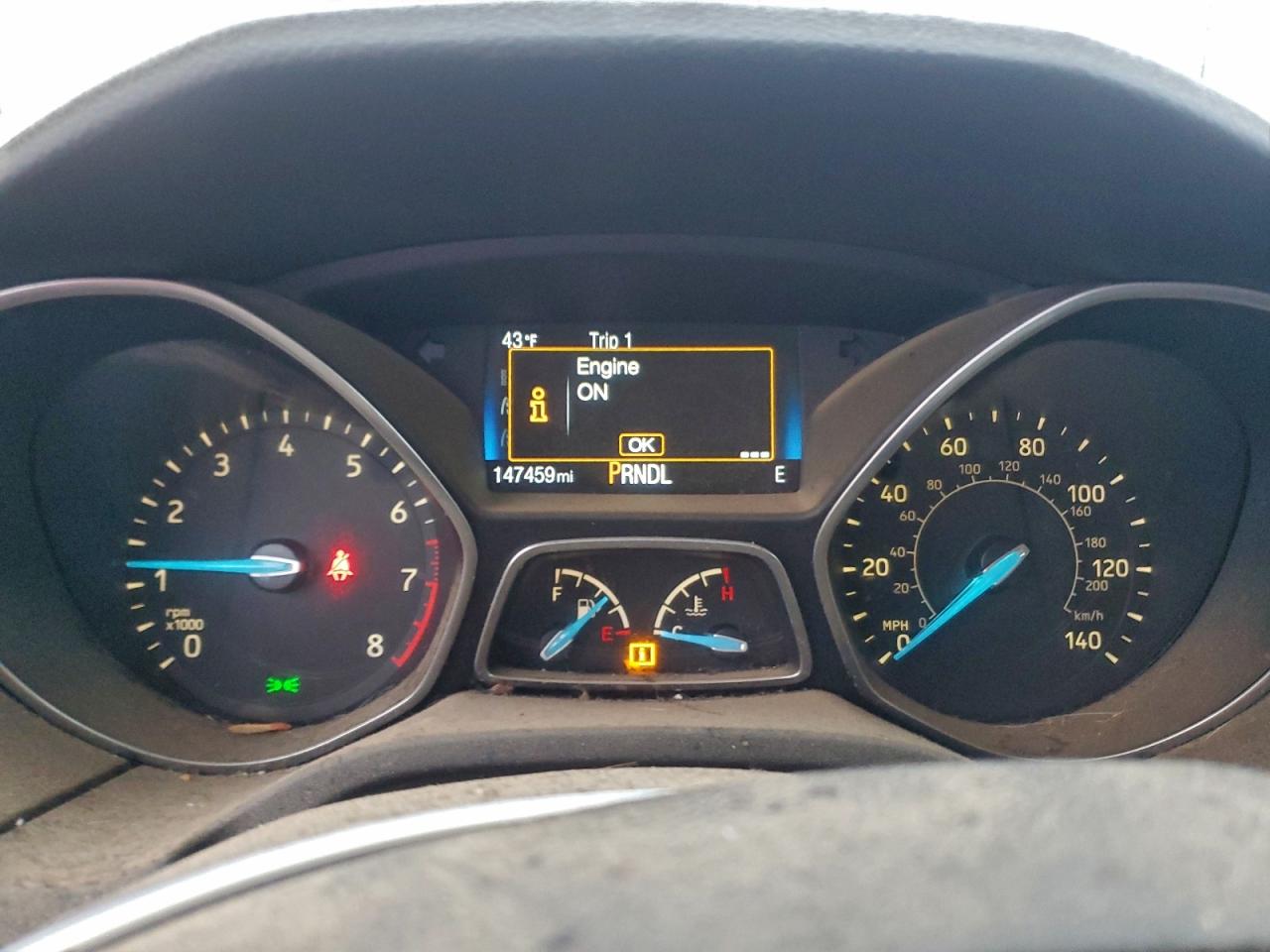 2015 FORD FOCUS SE photo 9