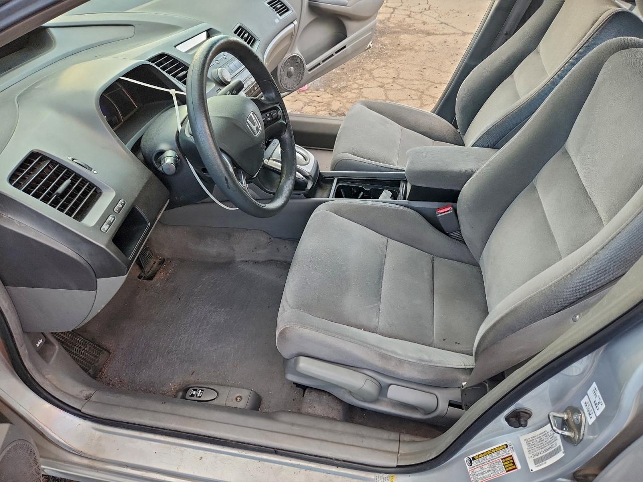 2006 HONDA CIVIC LX photo 7