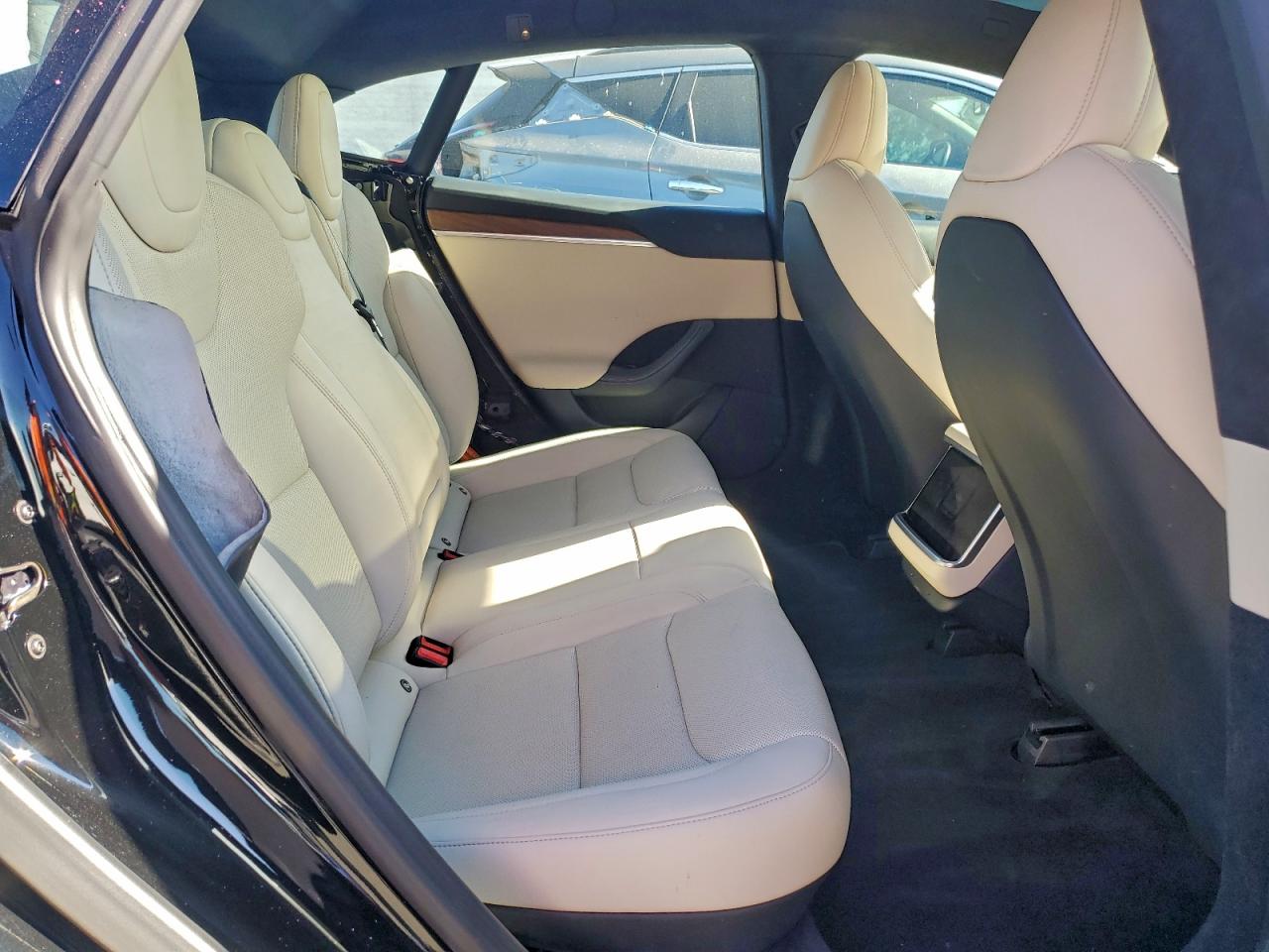2023 TESLA MODEL S photo 10