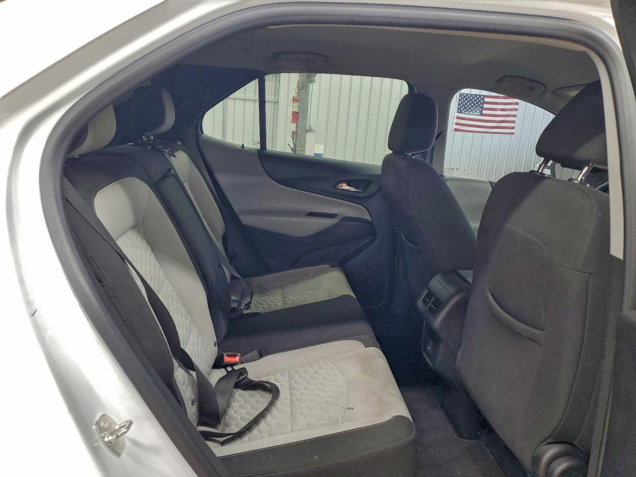 2021 CHEVROLET EQUINOX LS photo 11