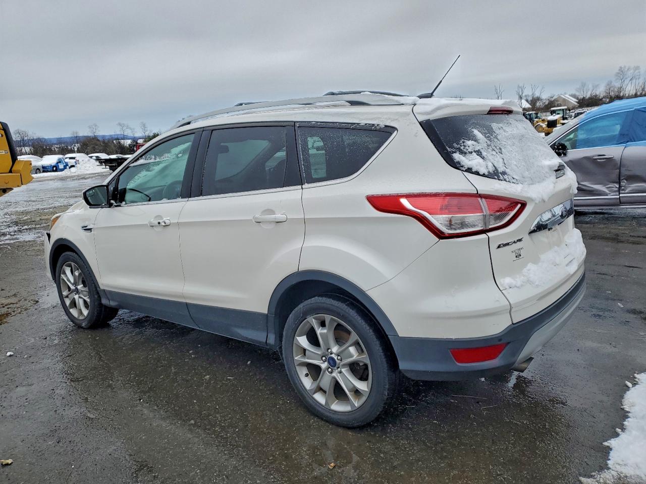 2016 FORD ESCAPE TITANIUM photo 2