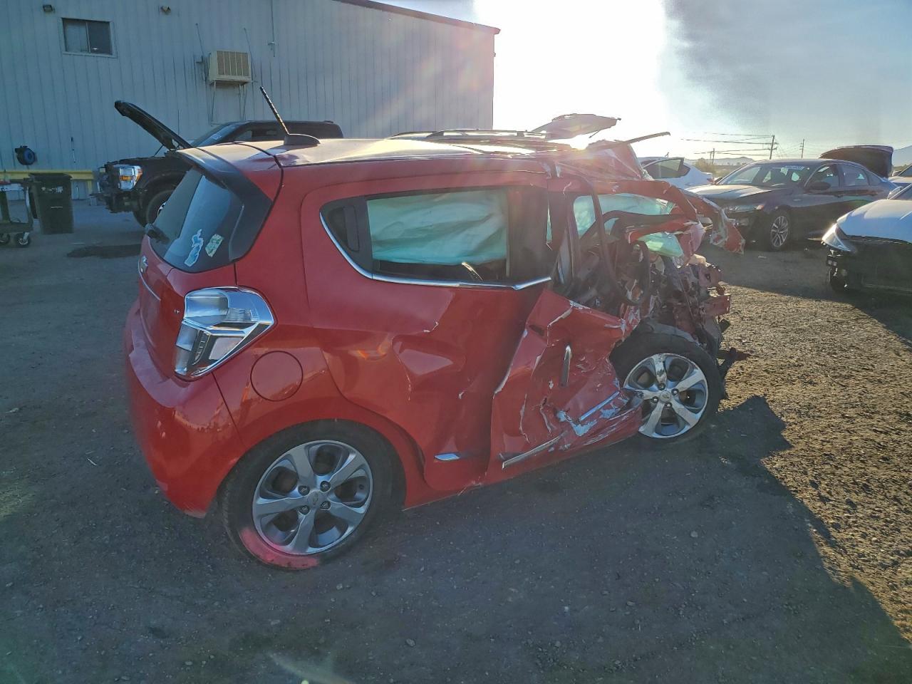2018 CHEVROLET SPARK 2LT photo 3