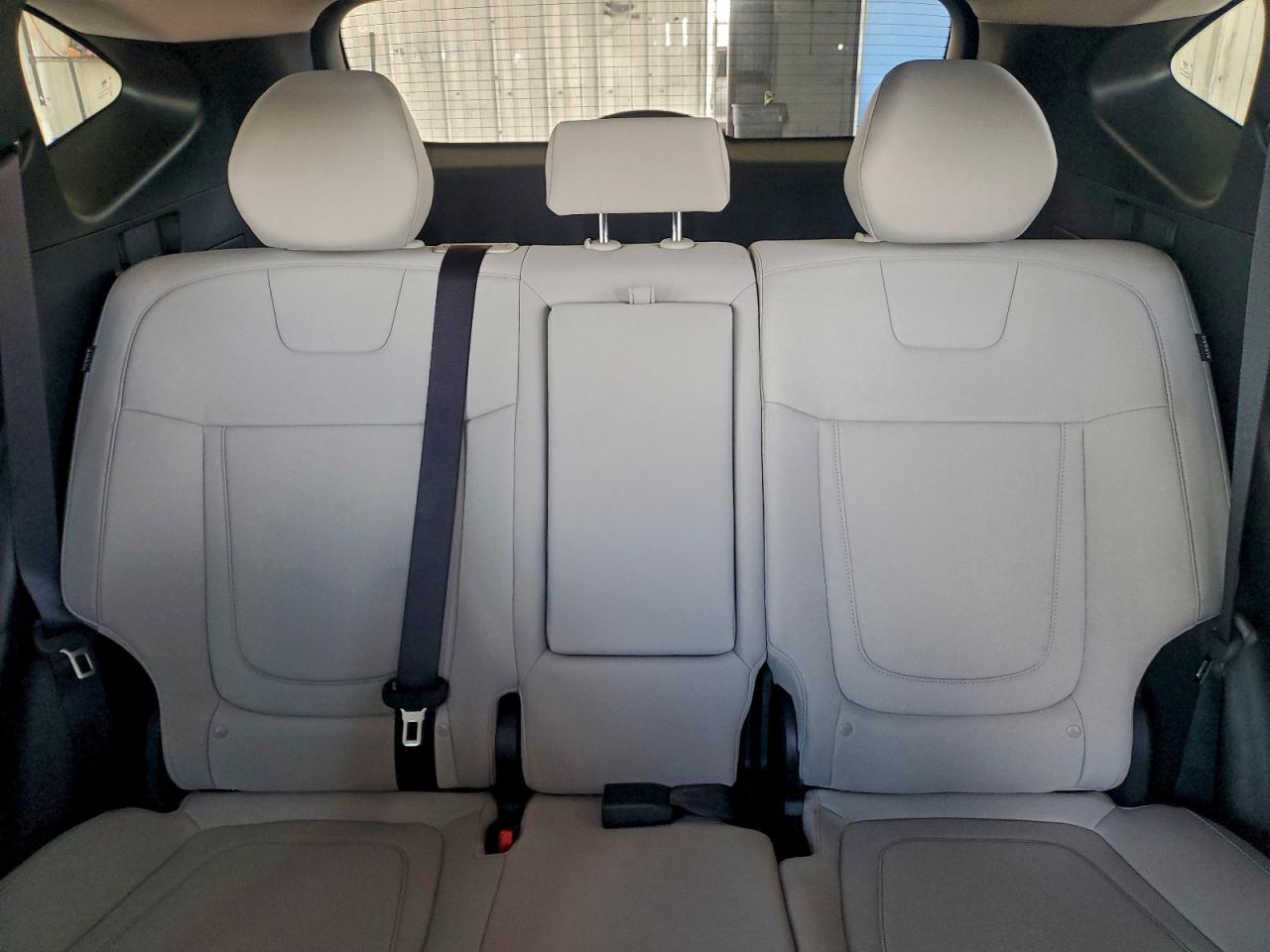 2025 HYUNDAI TUCSON SEL photo 10
