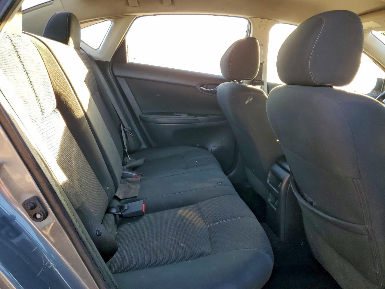 2018 NISSAN SENTRA S photo 10