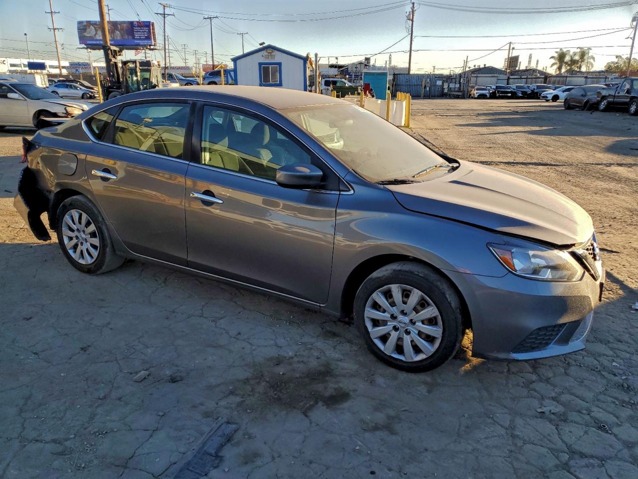 2018 NISSAN SENTRA S photo 4
