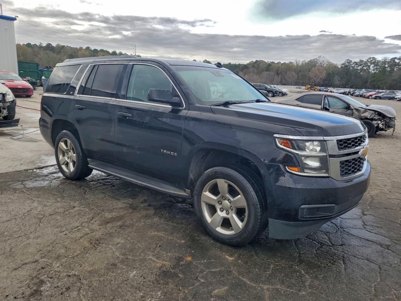 2015 CHEVROLET TAHOE K1500 LT photo 4