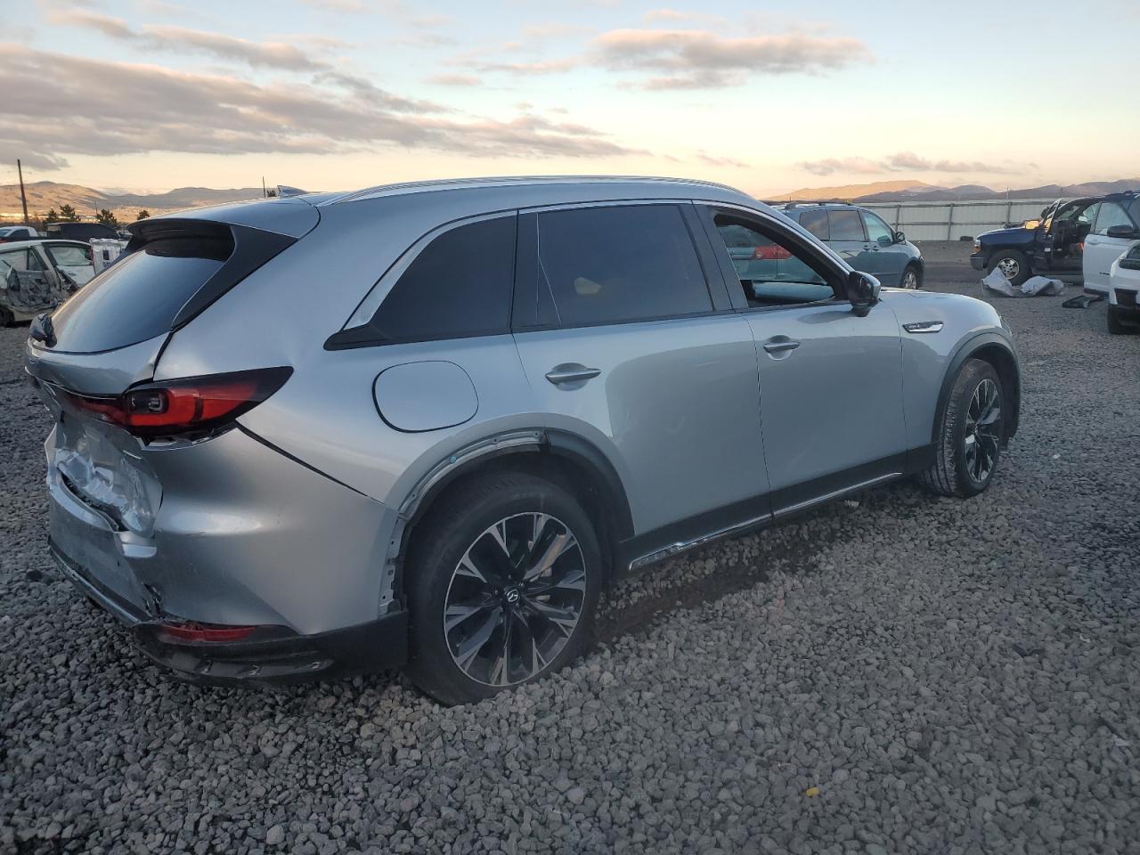 2024 MAZDA CX-90 PREMIUM PLUS photo 3