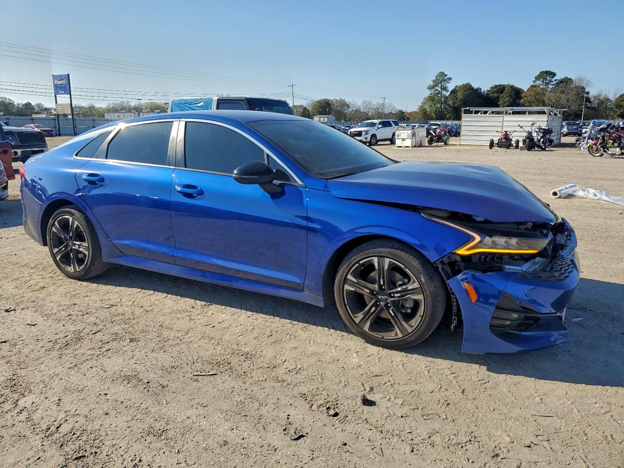 2023 KIA K5 GT LINE photo 4