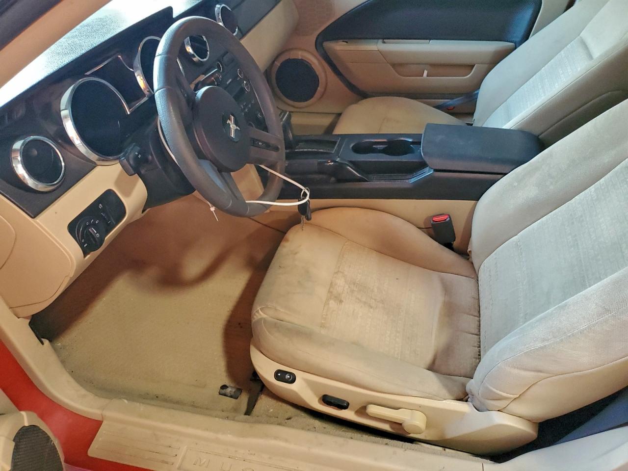 2008 FORD MUSTANG photo 7