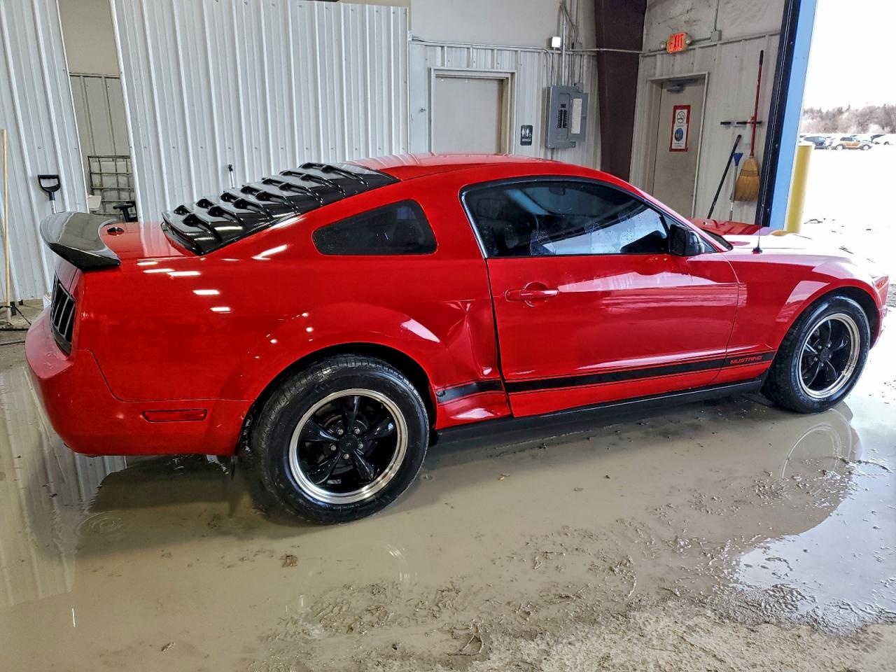 2008 FORD MUSTANG photo 3