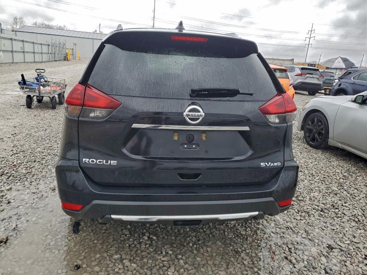 2018 NISSAN ROGUE S photo 6
