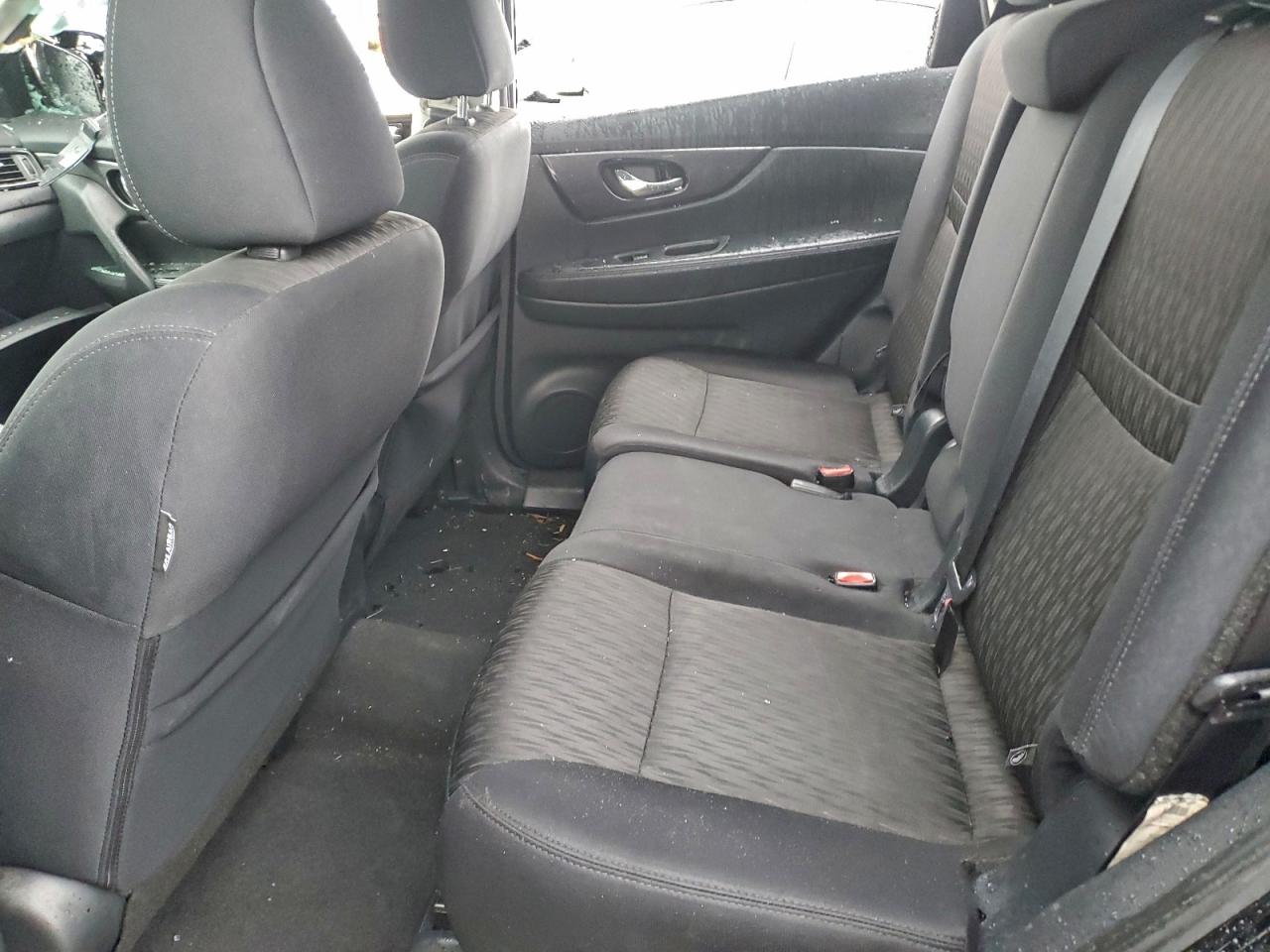 2018 NISSAN ROGUE S photo 10