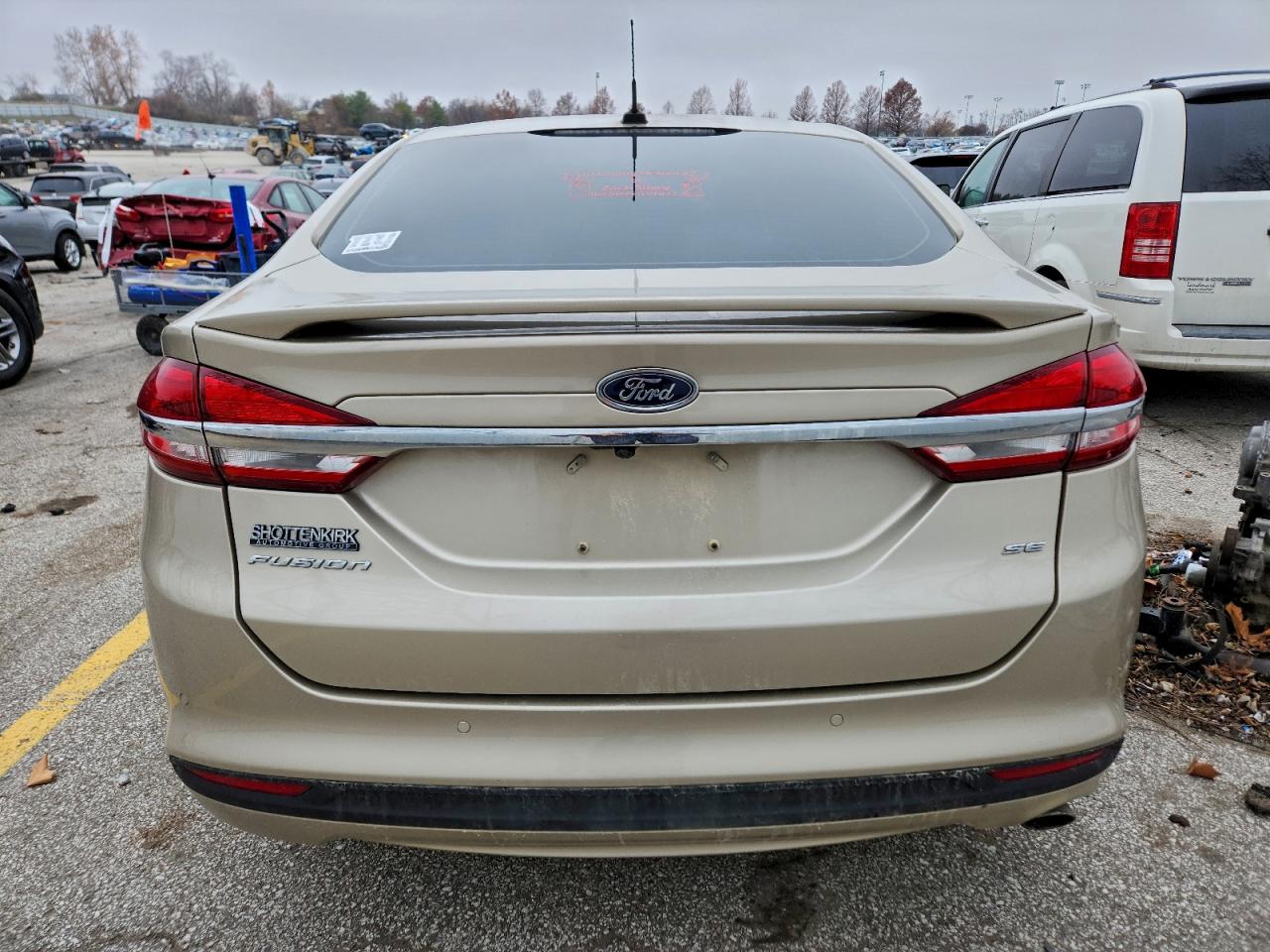 2018 FORD FUSION SE photo 6