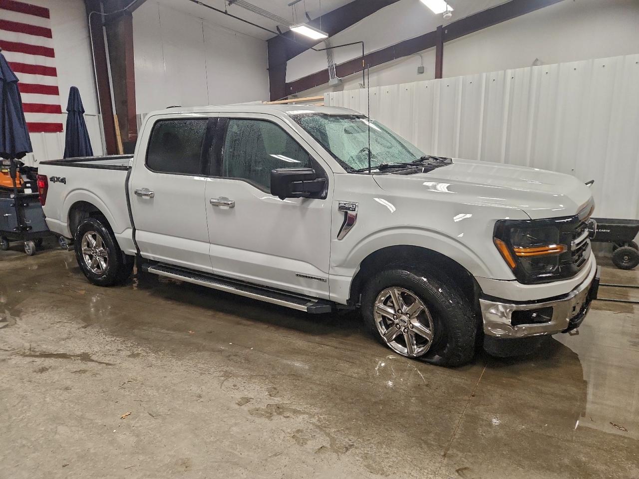 2024 FORD F150 XLT photo 4
