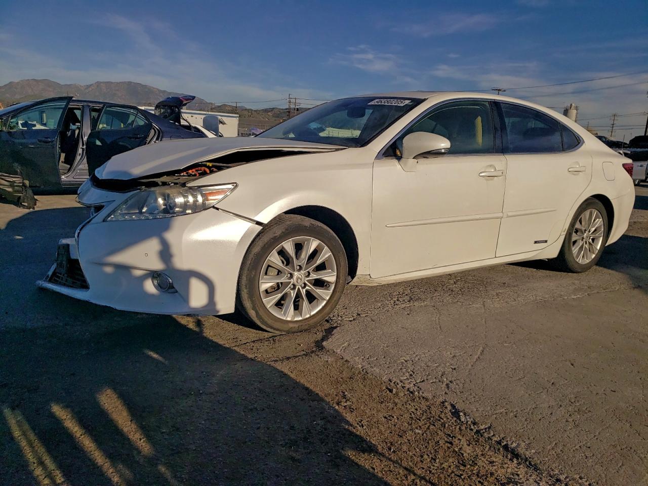 2013 LEXUS ES