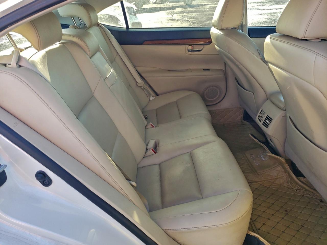 2013 LEXUS ES 300H photo 10