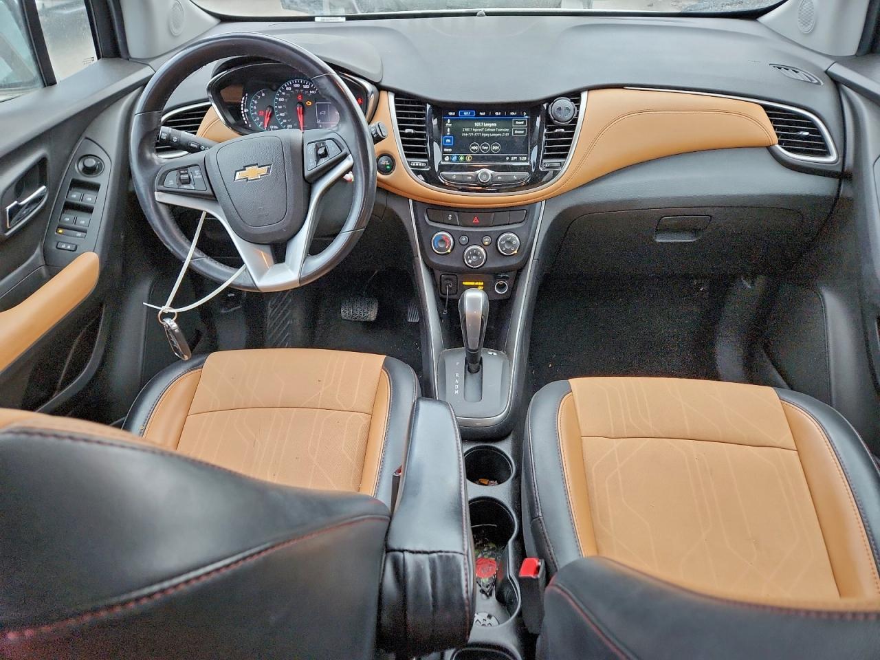 2018 CHEVROLET TRAX 1LT photo 8