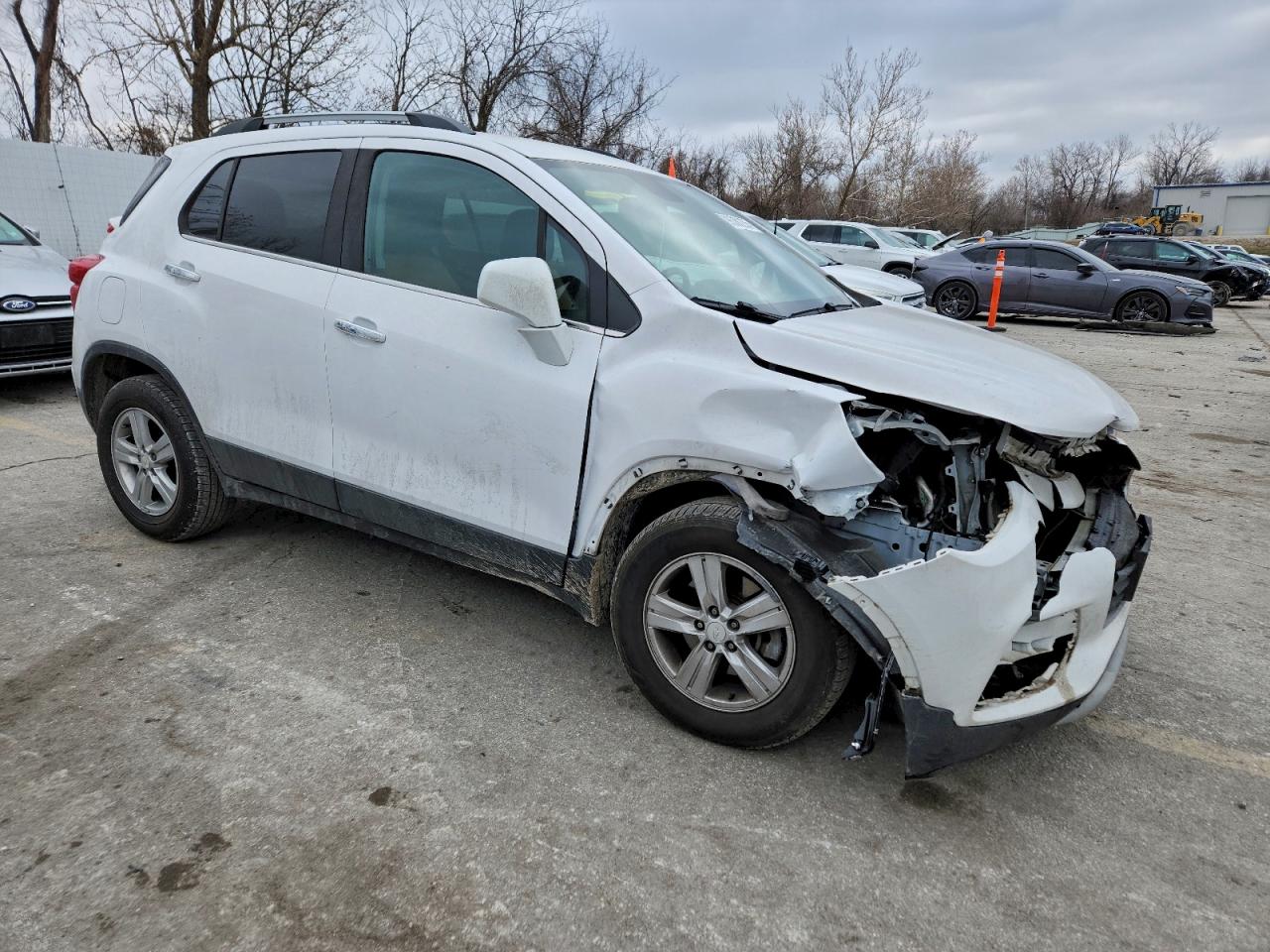 2018 CHEVROLET TRAX 1LT photo 4