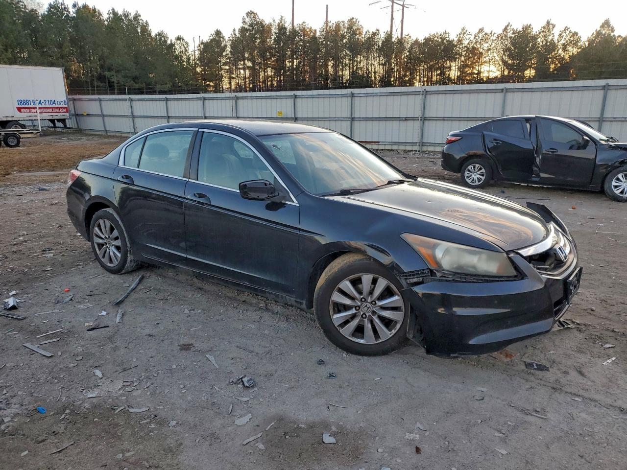 2012 HONDA ACCORD LX photo 4