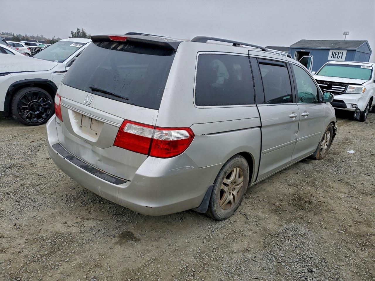 2007 HONDA ODYSSEY EXL photo 3