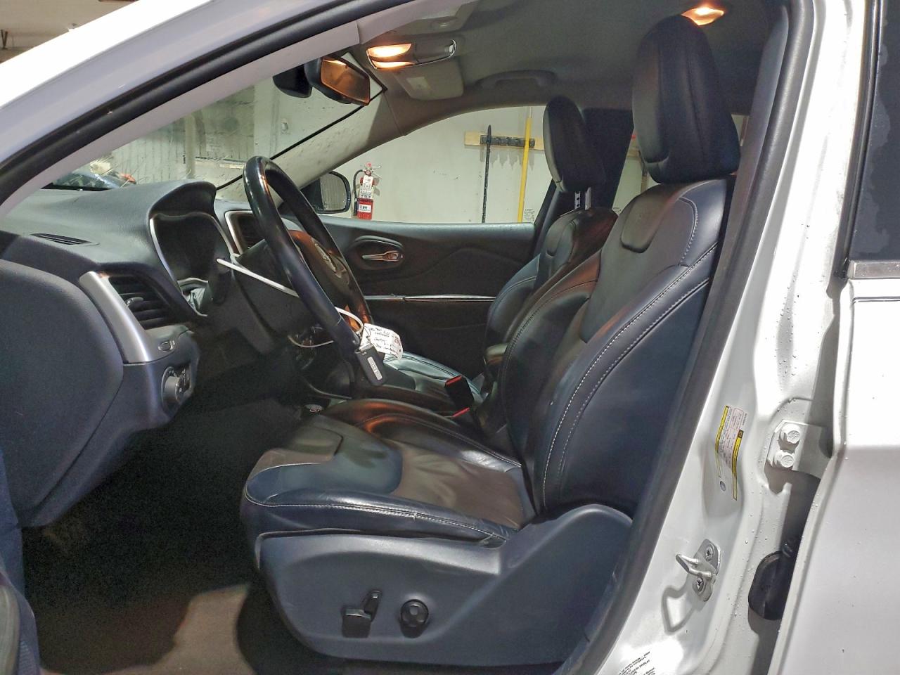 2014 JEEP CHEROKEE LIMITED photo 7