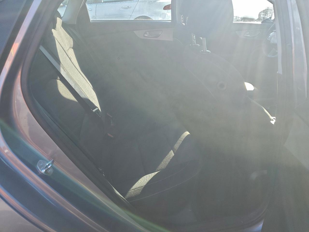 2023 KIA FORTE LX photo 10