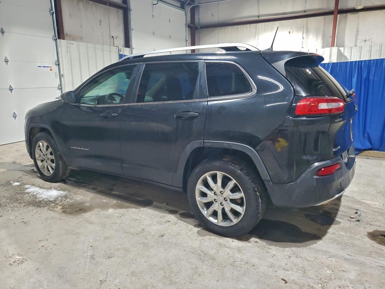 2016 JEEP CHEROKEE LIMITED photo 2