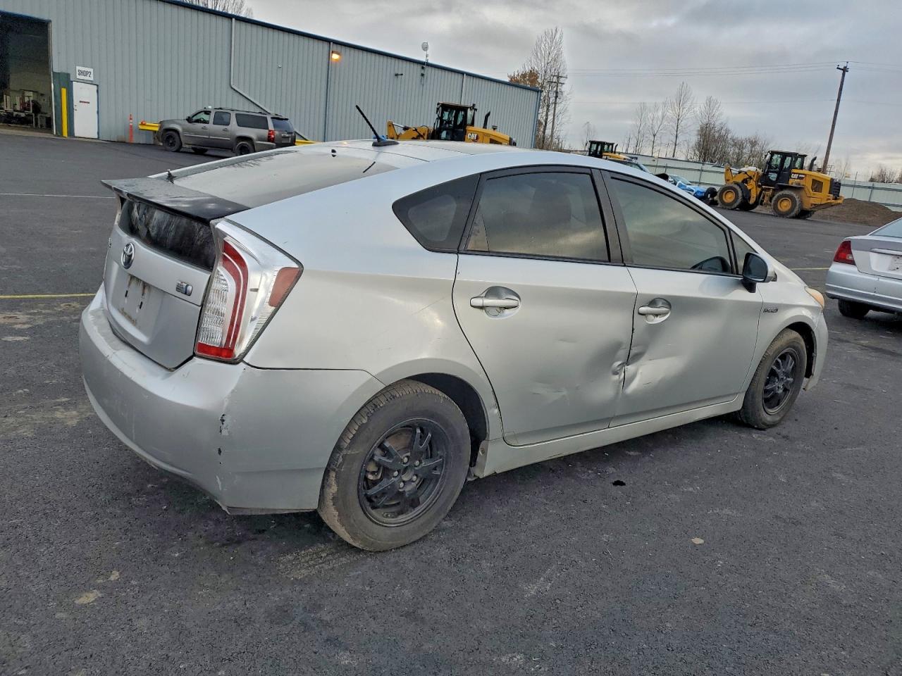 2012 TOYOTA PRIUS photo 3