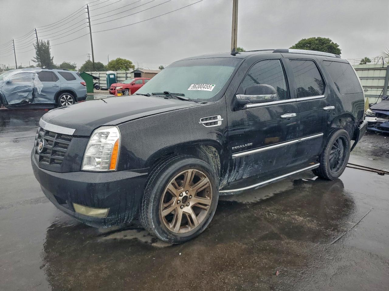 2010 CADILLAC ESCALADE